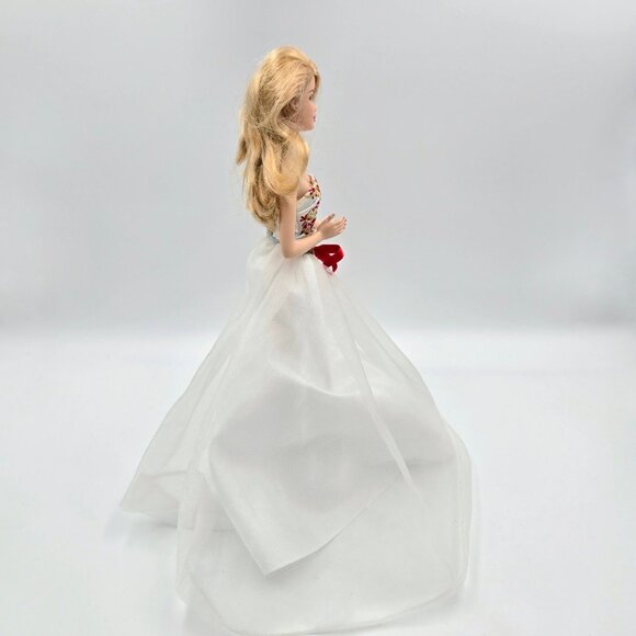 2010 Holiday Barbie Doll Collector Edition Red & White Dress Christmas R4545 Mat - Picture 12 of 16